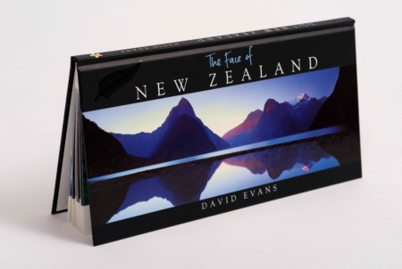 The Face of New Zealand is a landscape photography book and displays 50 stunning panoramic images of New Zealand from both islands of this photographers’ paradise, by photographer David Evans.